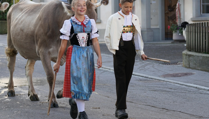 巴基斯坦服装男：传统与潮流的完美邂逅