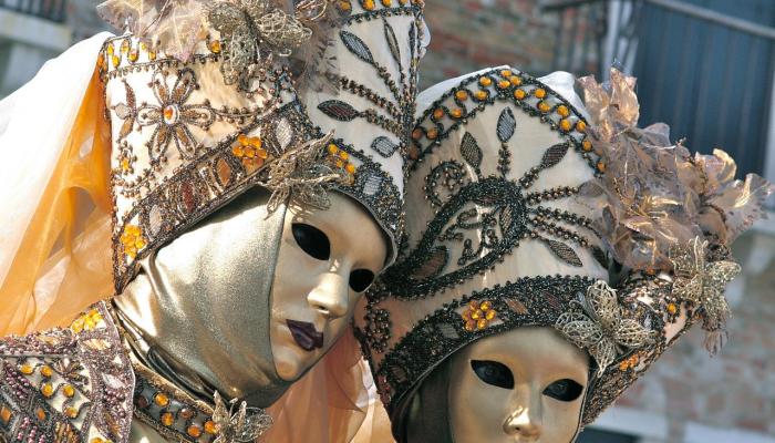 家具是发快递还是走物流?教你选对方式省心又省钱 家具是发快递还是走物流?教你选对方式省心又省钱