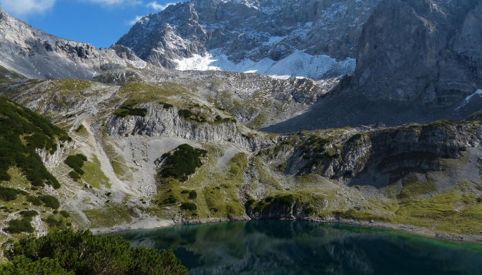 奥地利瑞士旅游路线：在阿尔卑斯之间遇见梦幻与现实