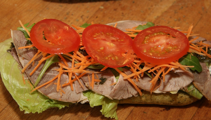 小龙虾牛蛙团购文案——鲜香开团，热辣翻倍